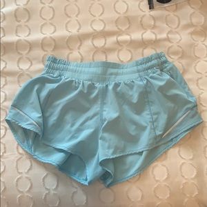 Light blue lululemon hotty hot short II 2.5”
